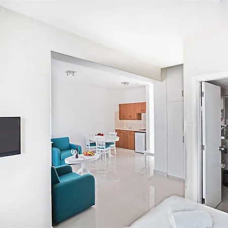 Polycarpia Hotel